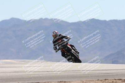 media/Oct-13-2025-Moto Forza (Mon) [[a66d839500]]/3-B Group/Session 4 (Turn 9)/